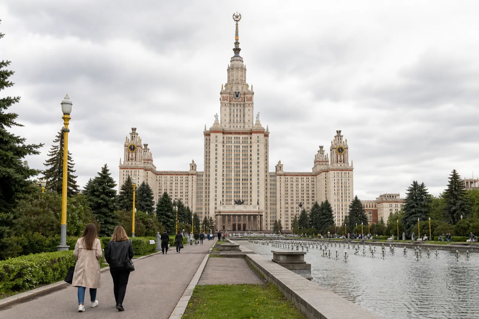 Поступление в вузы через платформу «Университеты»: что изменится для абитуриентов